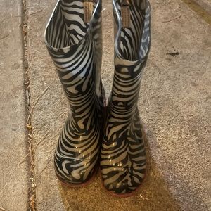 Girls rain boots